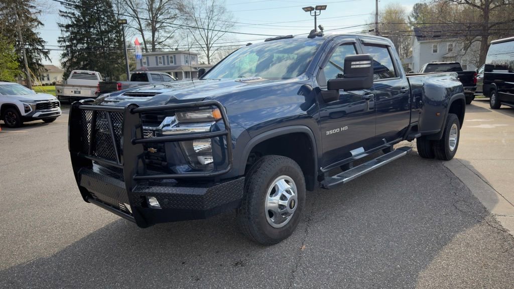 Used 2021 Chevrolet Silverado 3500 LT w/ Convenience Package AWD/4WD image 4