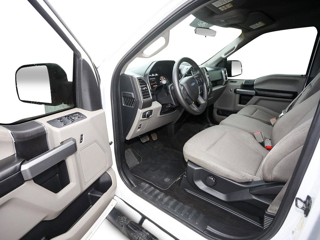 Used 2018 Ford F150 XLT w/ Trailer Tow Package image 12