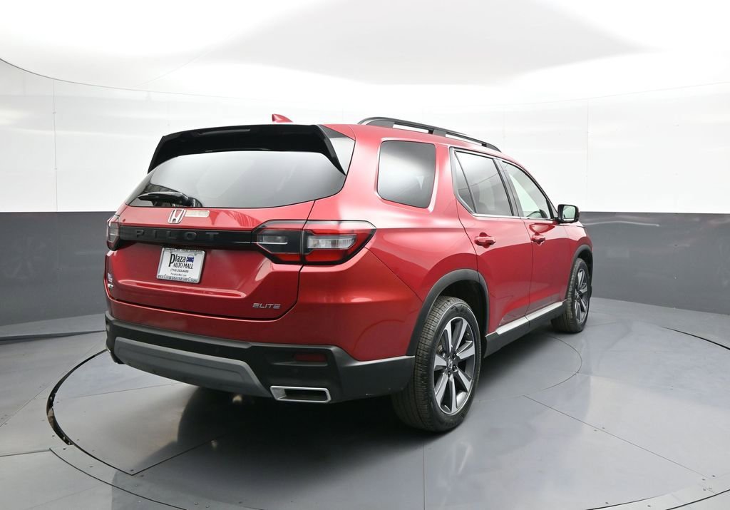 Certified 2023 Honda Pilot Elite image 6