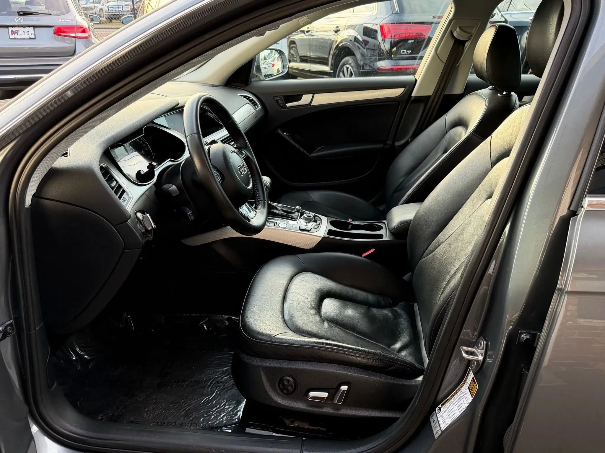 Used 2015 Audi A4 2.0T Premium Plus w/ Technology Package image 11