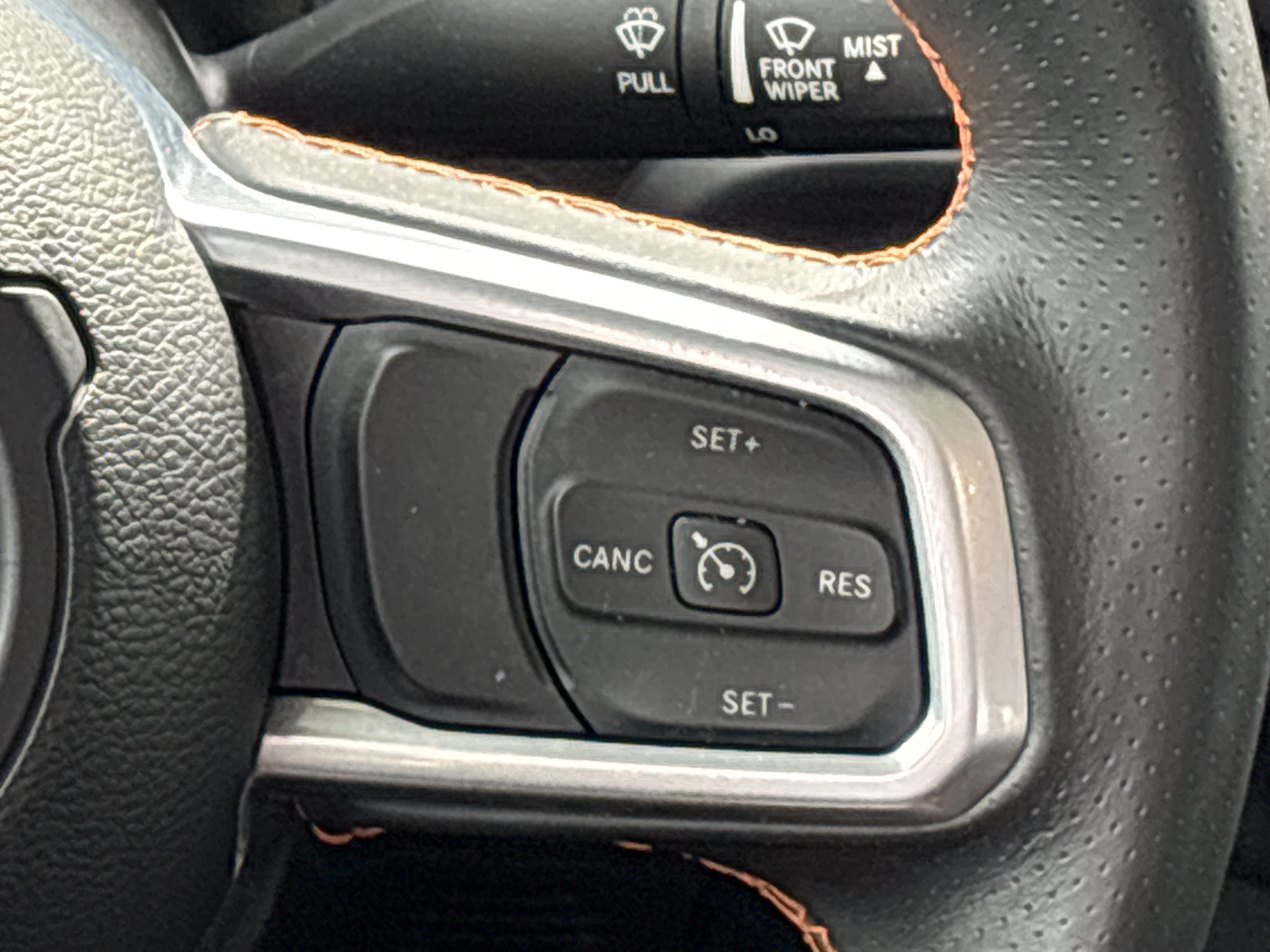 Used 2023 Jeep Gladiator Mojave w/ Cold Weather Group AWD/4WD image 22
