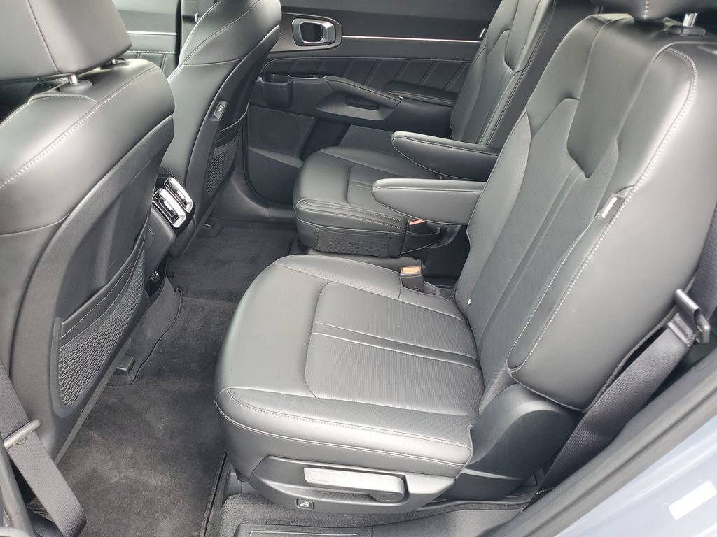 Used 2024 Kia Sorento SX FWD image 22