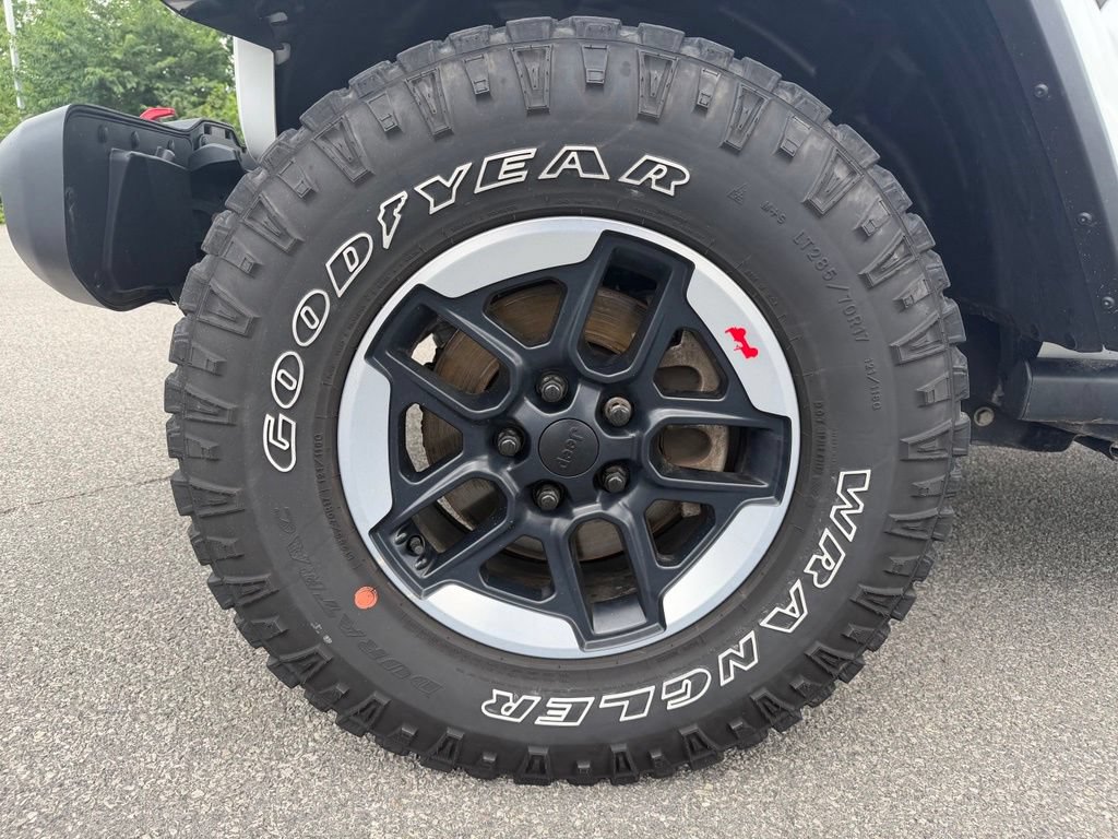 Used 2022 Jeep Wrangler Unlimited Rubicon w/ Cold Weather Group AWD/4WD image 12