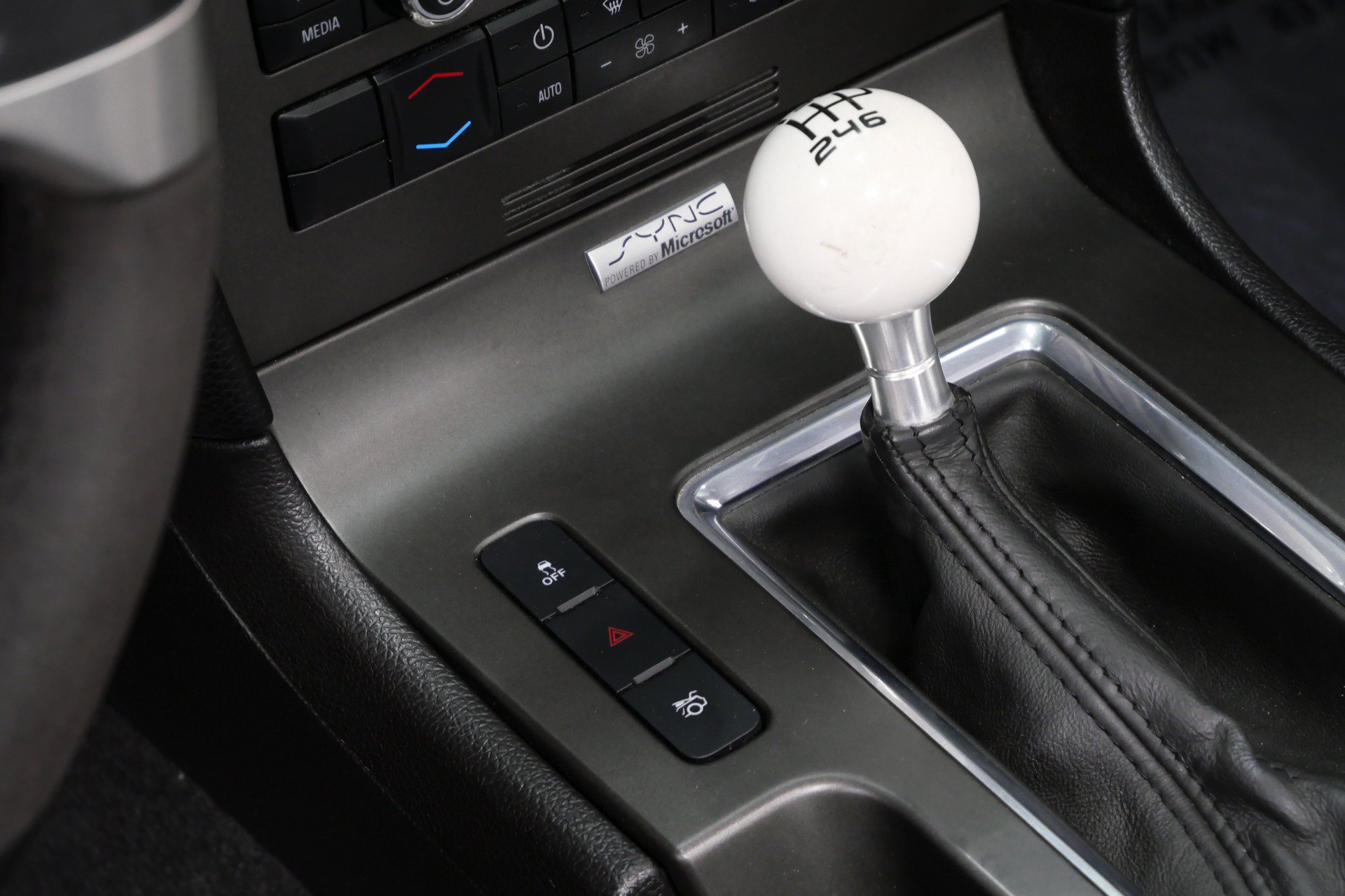 Used 2013 Ford Mustang Shelby GT500 RWD image 29