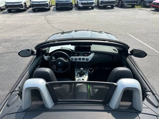 Used 2015 BMW Z4 sDrive35i RWD image 25