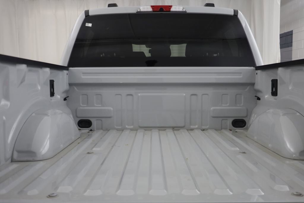 Used 2024 Ford F150 Lightning XLT image 18