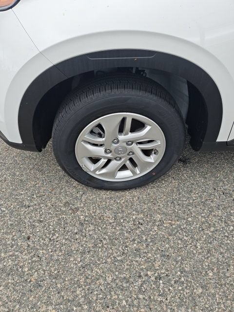 Certified 2026 Hyundai Venue SE FWD image 4