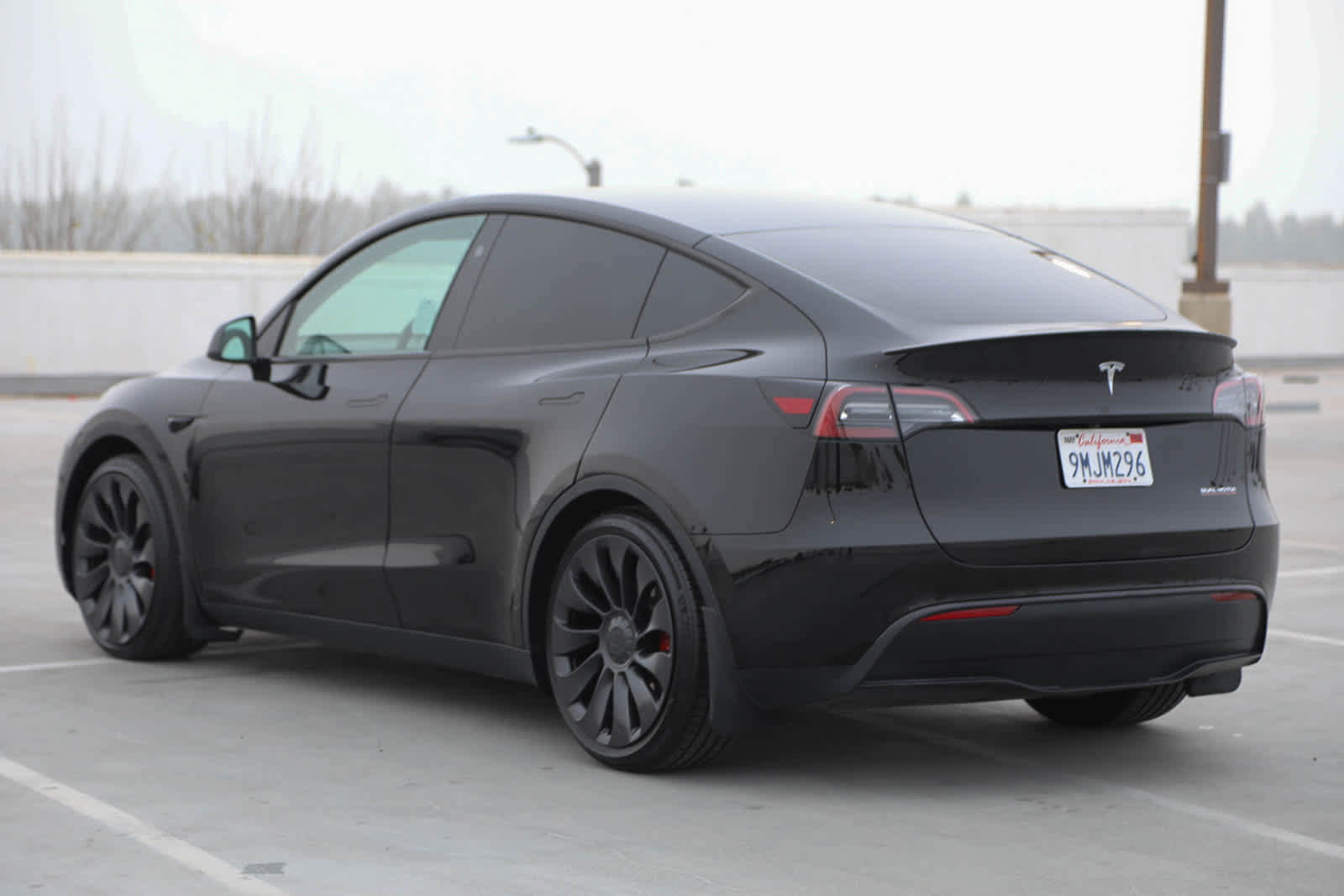 Used 2024 Tesla Model Y Performance AWD/4WD image 7