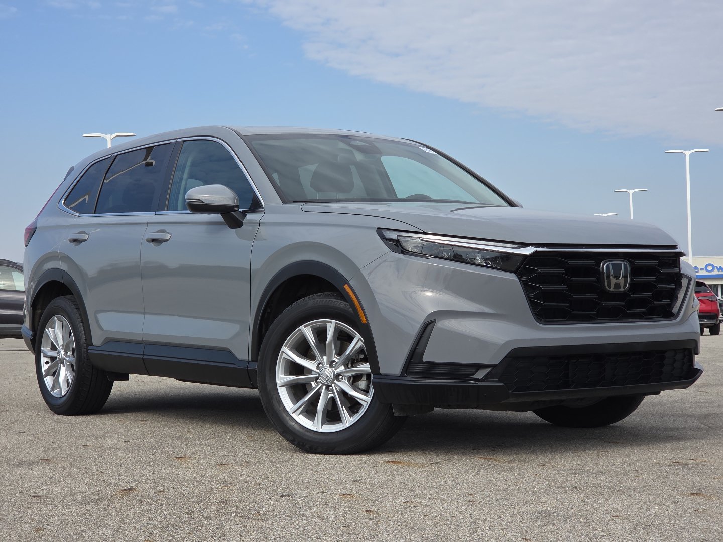 Used 2024 Honda CR-V EX image 2