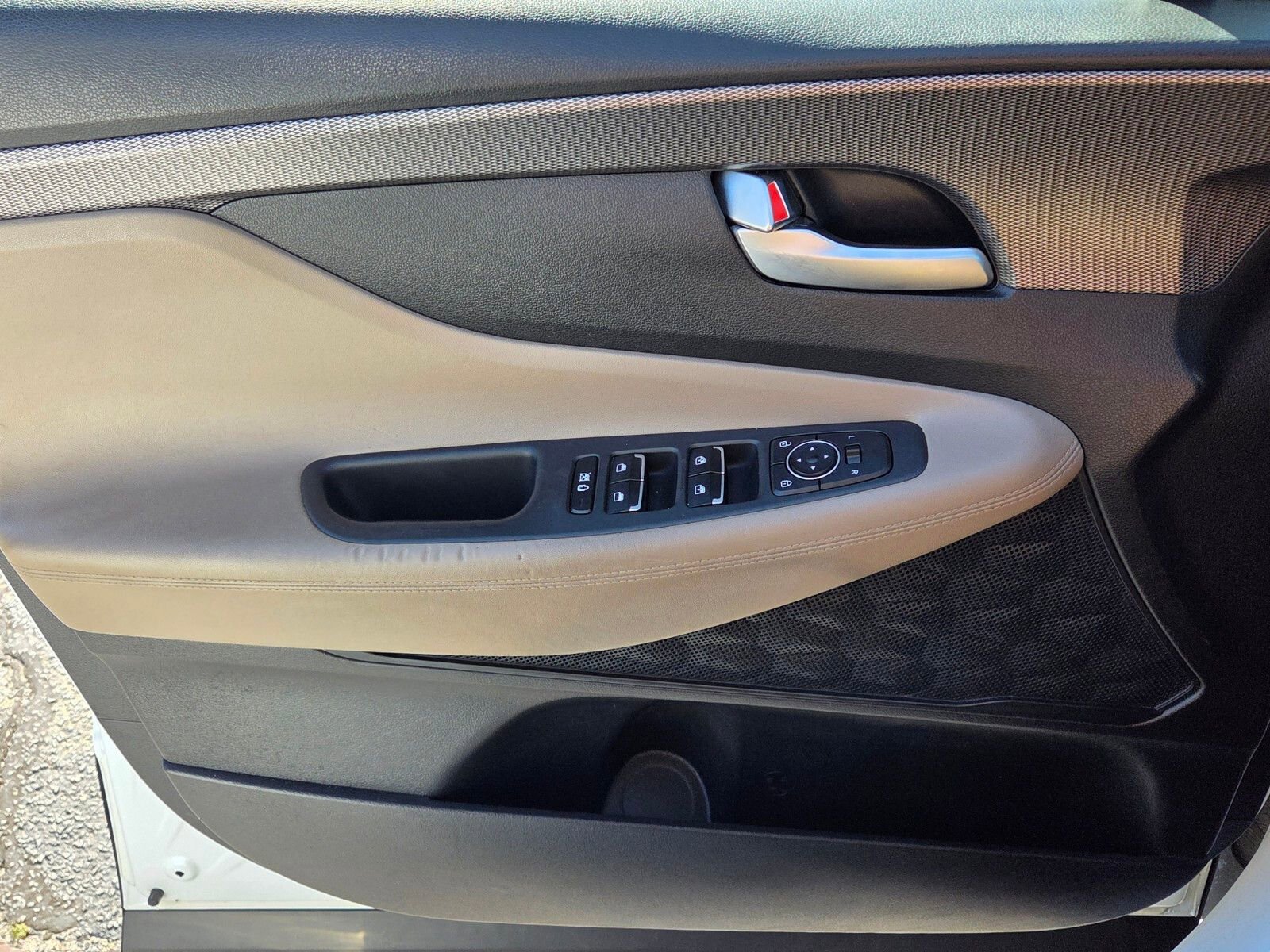 Used 2020 Hyundai Santa Fe SEL image 28