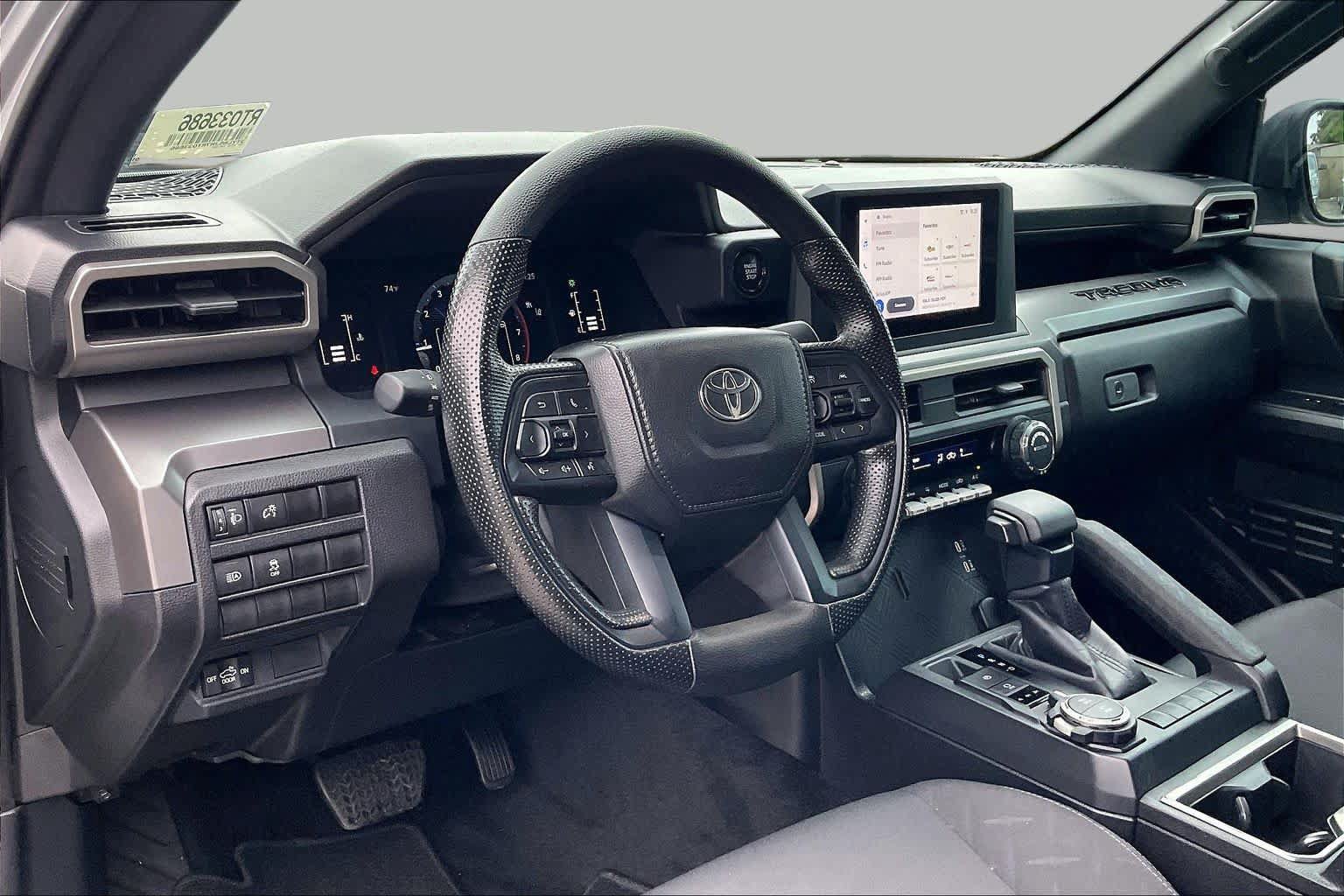 Used 2024 Toyota Tacoma SR5 AWD/4WD image 17