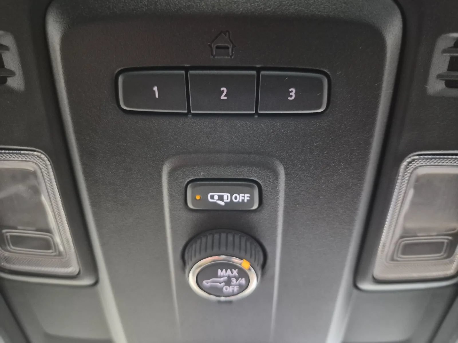 Used 2024 Chevrolet Tahoe Z71 AWD/4WD image 44