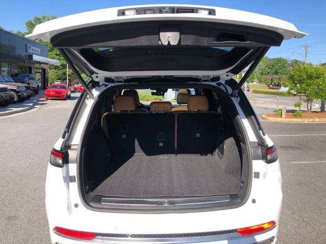 Used 2025 Jeep Grand Cherokee Summit image 11