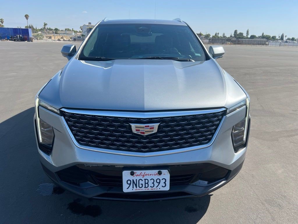 Certified 2025 Cadillac XT4 Premium Luxury FWD image 3