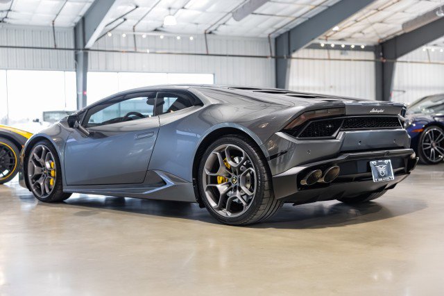 Used 2016 Lamborghini Huracan LP 580-2 image 4