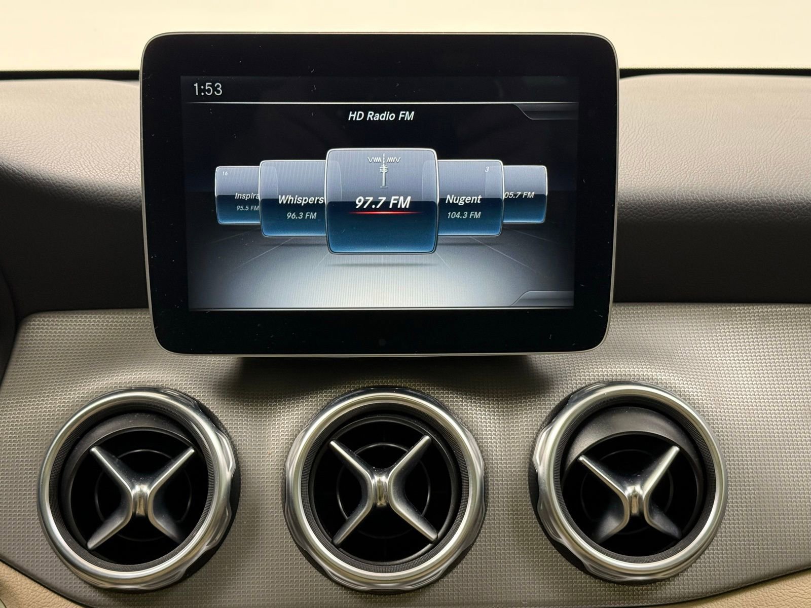 Used 2018 Mercedes-Benz GLA 250 image 29