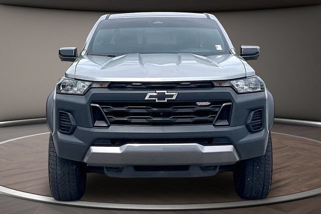 Used 2023 Chevrolet Colorado Trail Boss w/ Technology Package AWD/4WD image 3