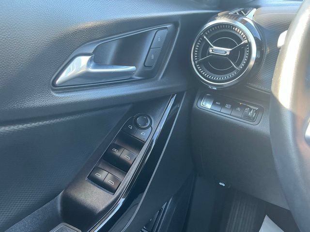 Used 2025 Chevrolet Equinox LT w/ Convenience Package II AWD/4WD image 24