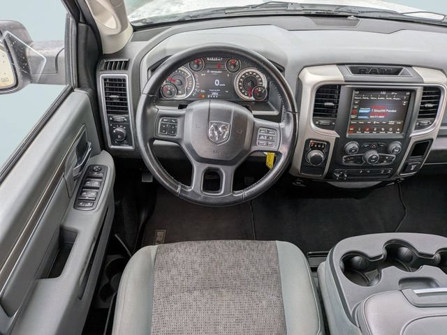 Used 2019 RAM 1500 Big Horn RWD image 15