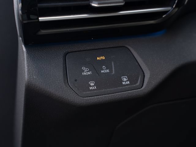 Used 2022 Volkswagen ID.4 Pro S w/ Gradient Package RWD image 28