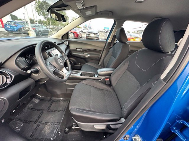 Used 2023 Nissan Kicks SV w/ Interior Electronics Package FWD image 22