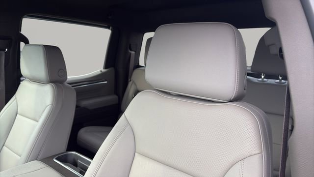 Used 2025 Chevrolet Silverado 1500 LTZ image 18