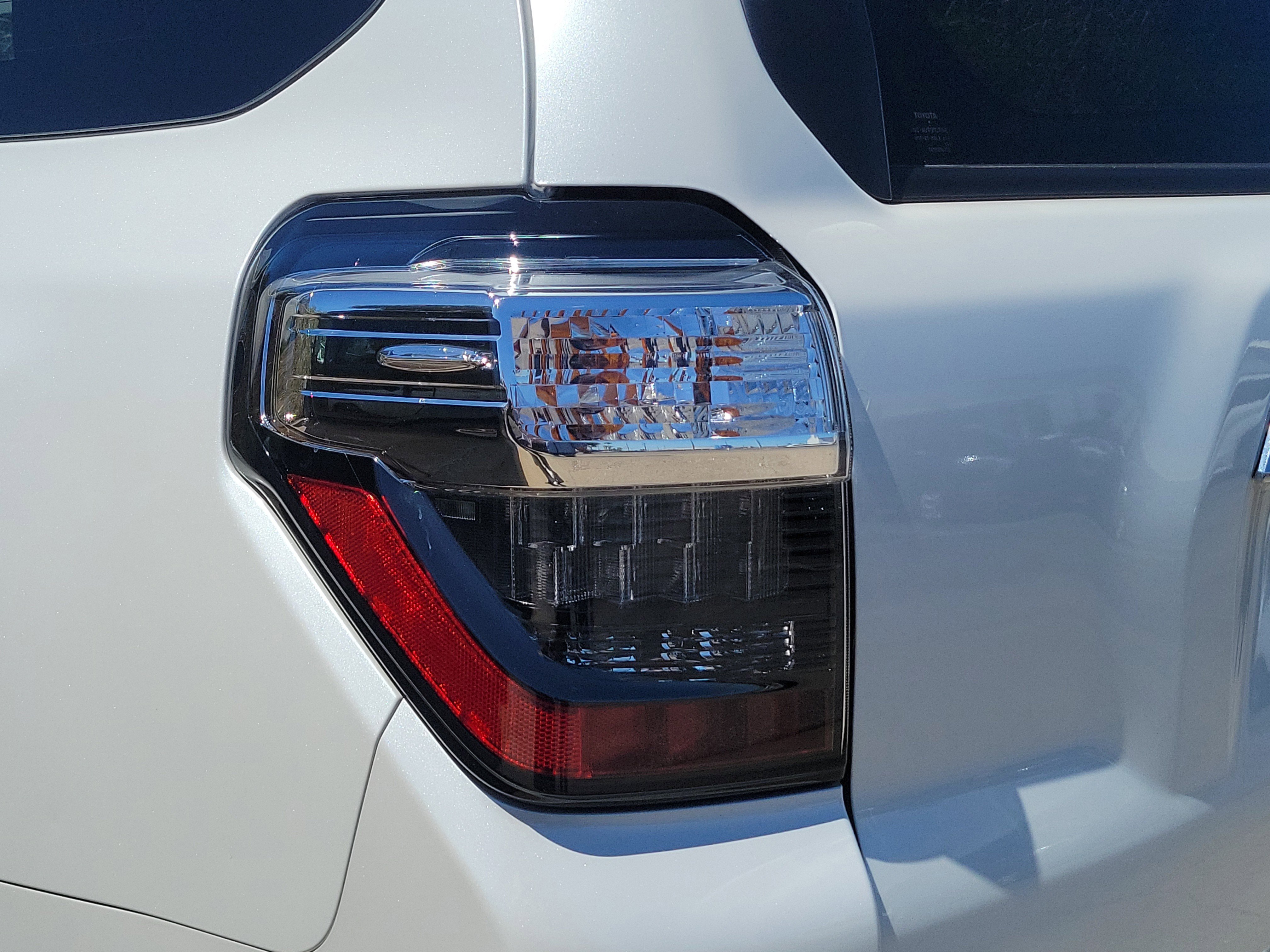 Used 2024 Toyota 4Runner Limited image 9
