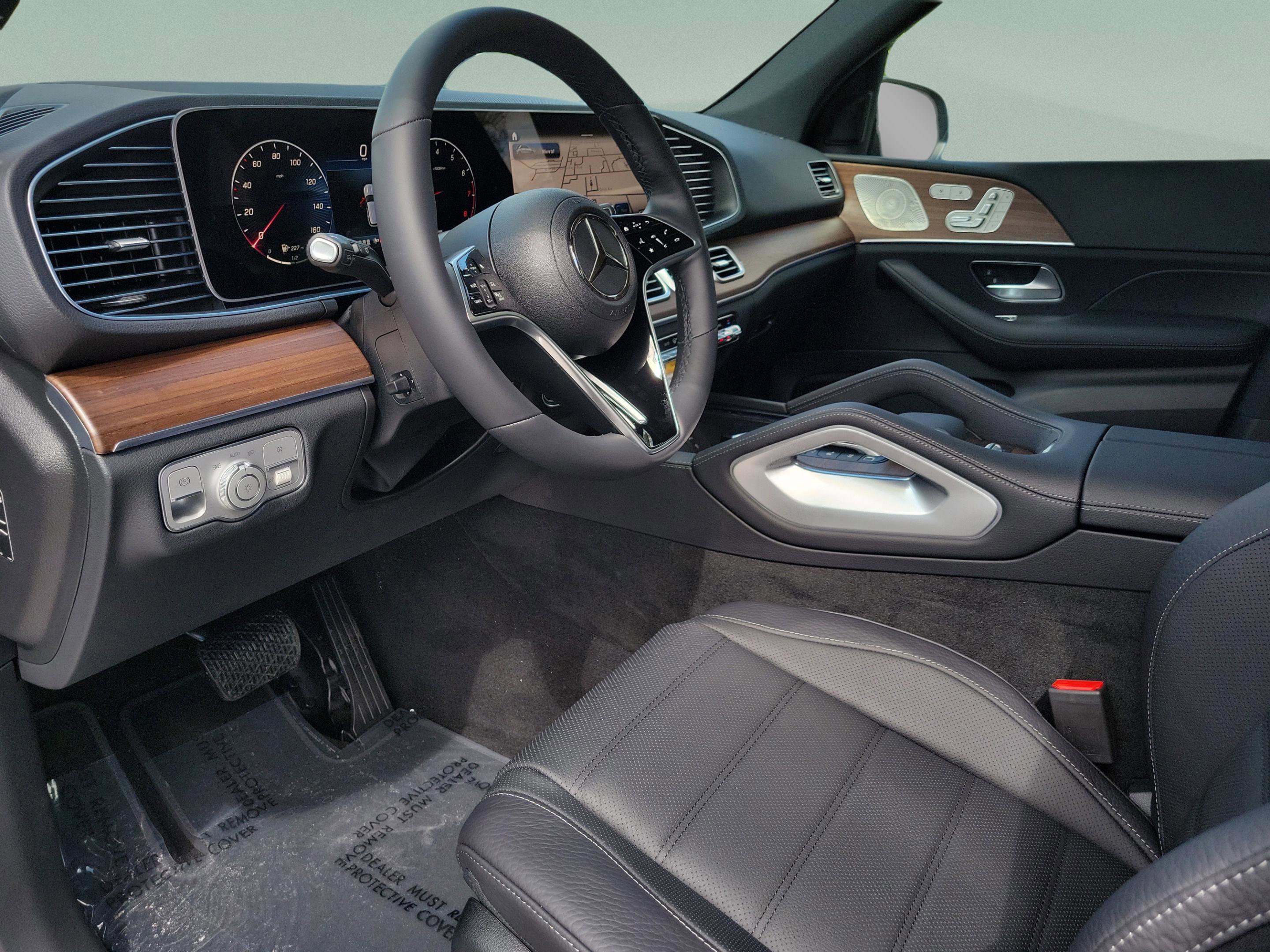 New 2026 Mercedes-Benz GLE 580 4MATIC image 17