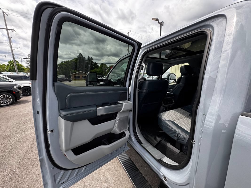 Used 2024 Ford F350 Limited w/ FX4 Off-Road Package AWD/4WD image 43