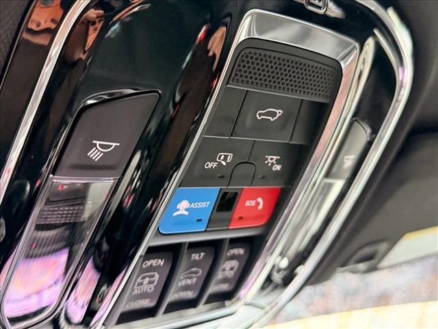 Used 2023 Jeep Grand Cherokee Overland image 22