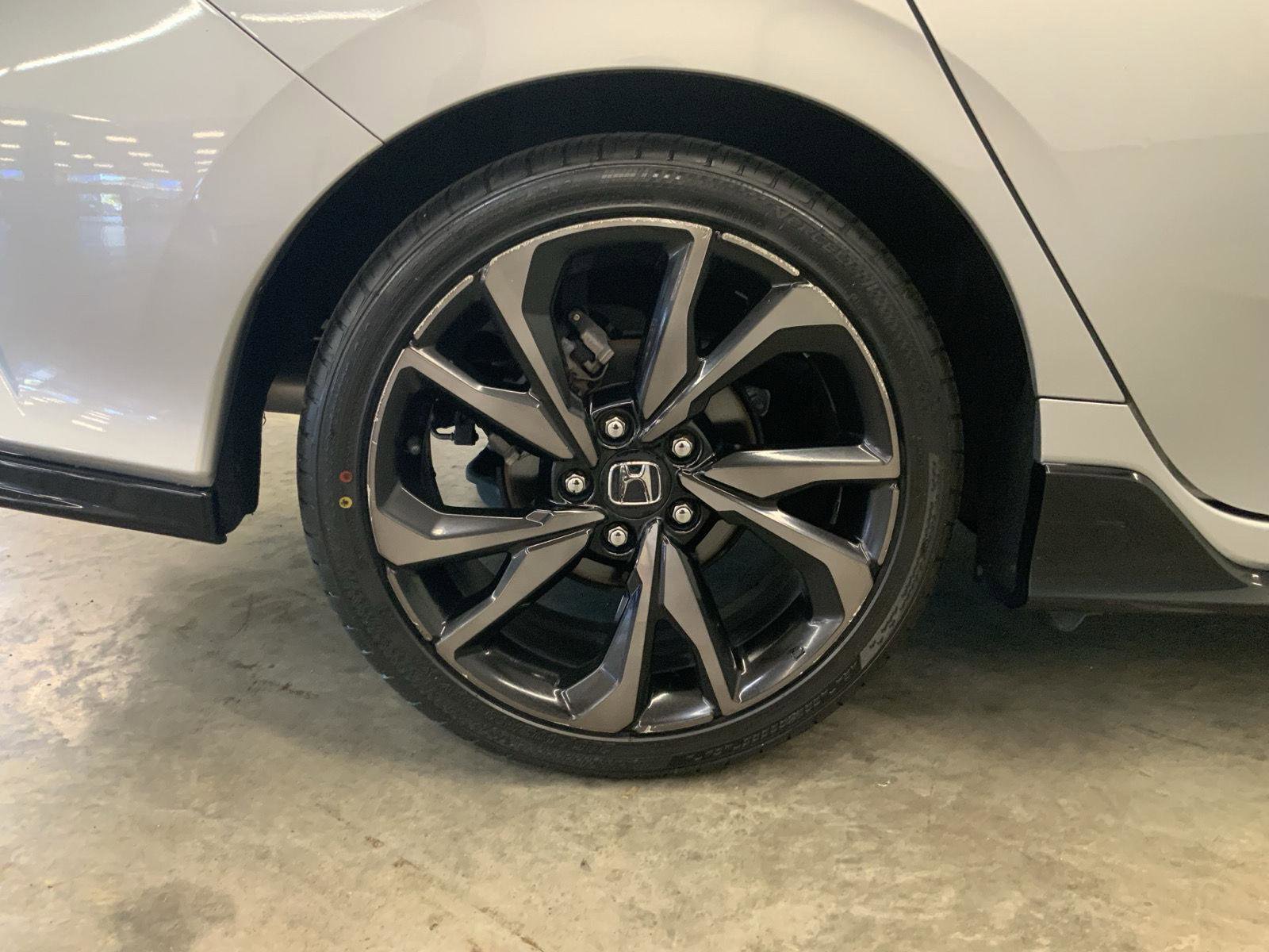 Used 2018 Honda Civic Sport image 37
