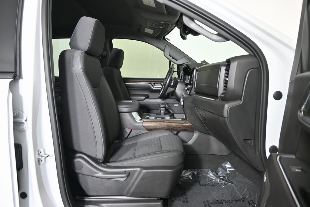 Used 2022 GMC Sierra 1500 Elevation w/ Preferred Package image 14