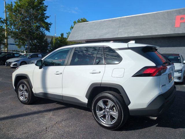 Used 2024 Toyota RAV4 XLE FWD image 7