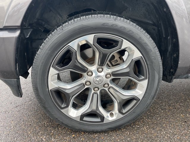 Used 2021 RAM 1500 Limited image 9