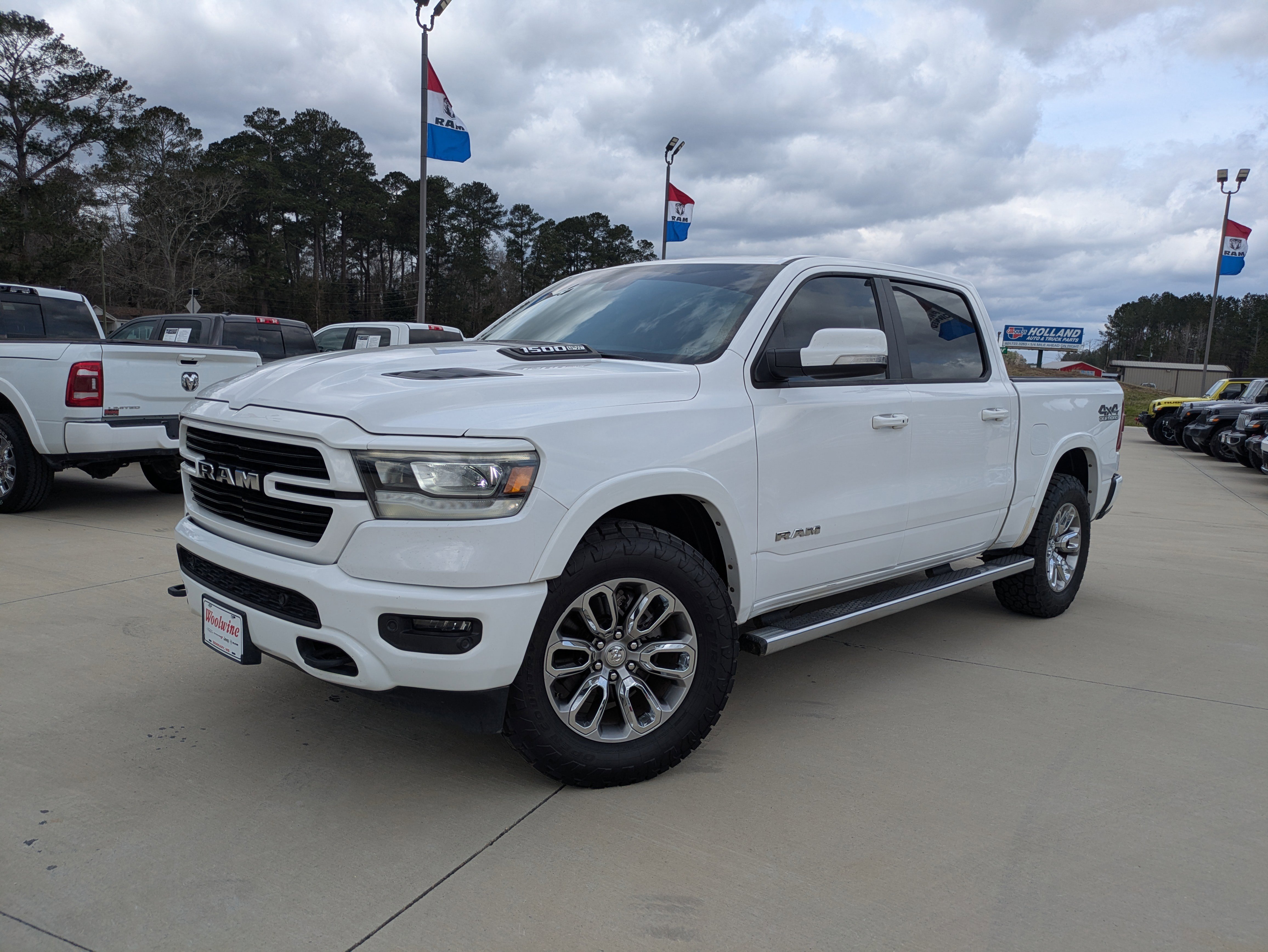 Used 2020 RAM 1500 Laramie w/ Sport Appearance Package image 4