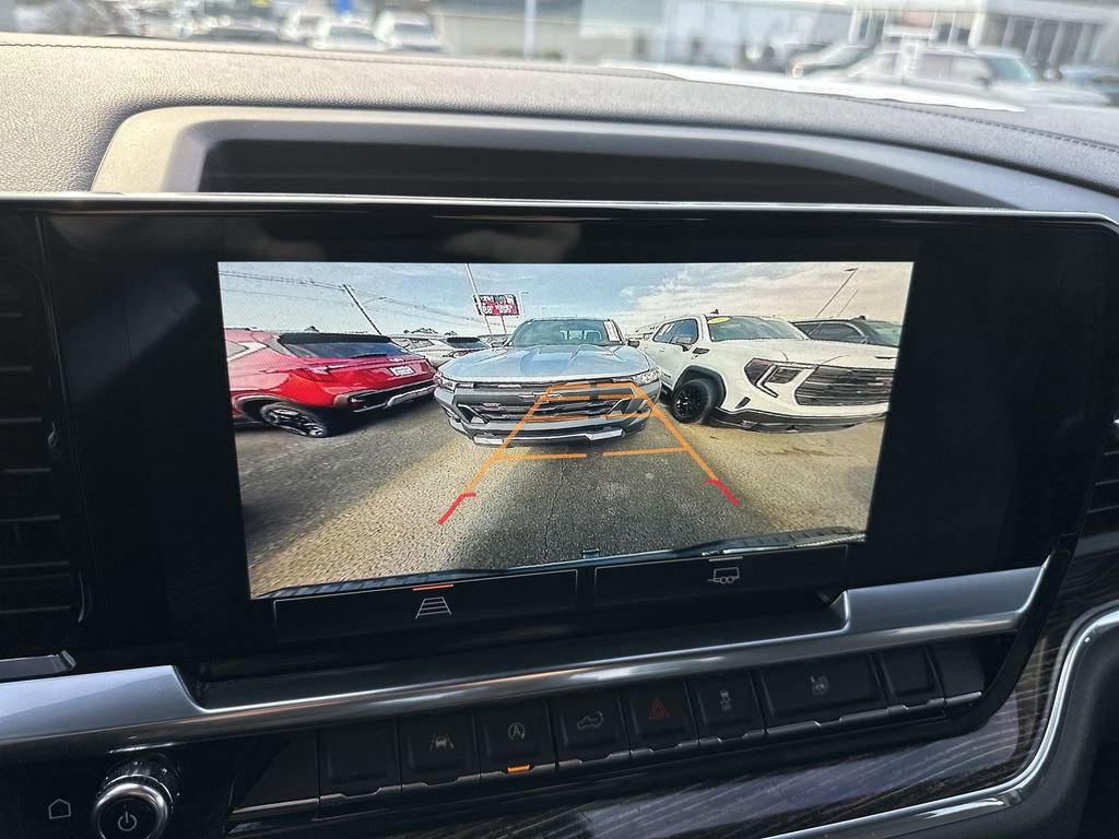 Used 2023 GMC Sierra 1500 Elevation image 17