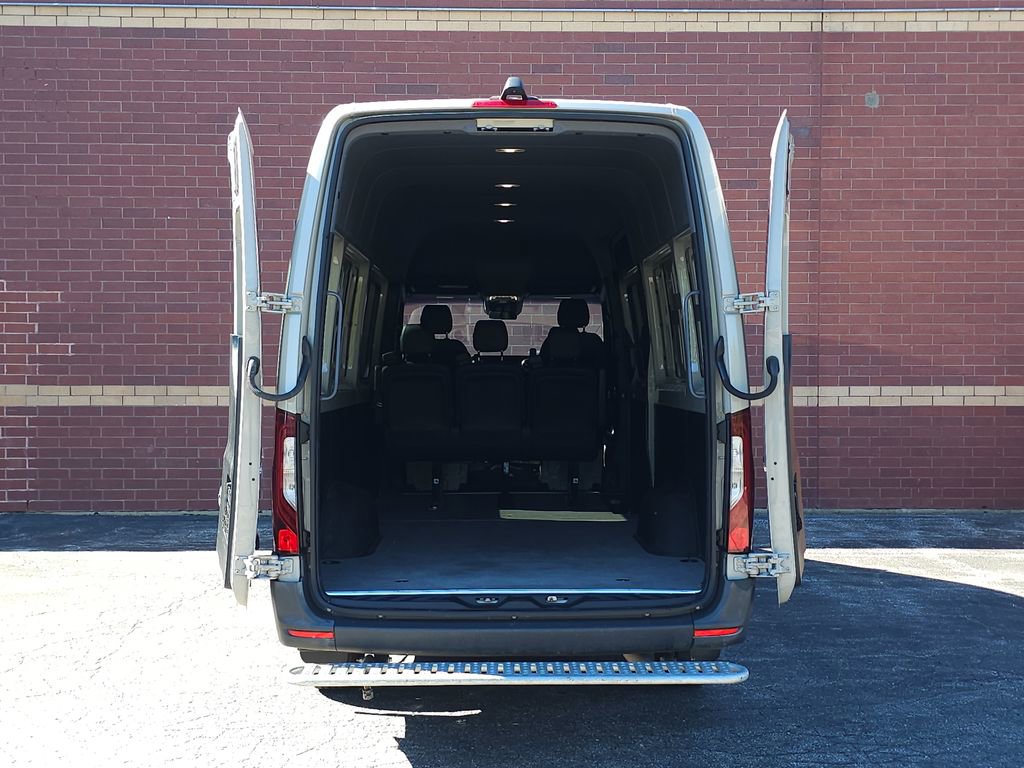Used 2023 Mercedes-Benz Sprinter 2500 image 25