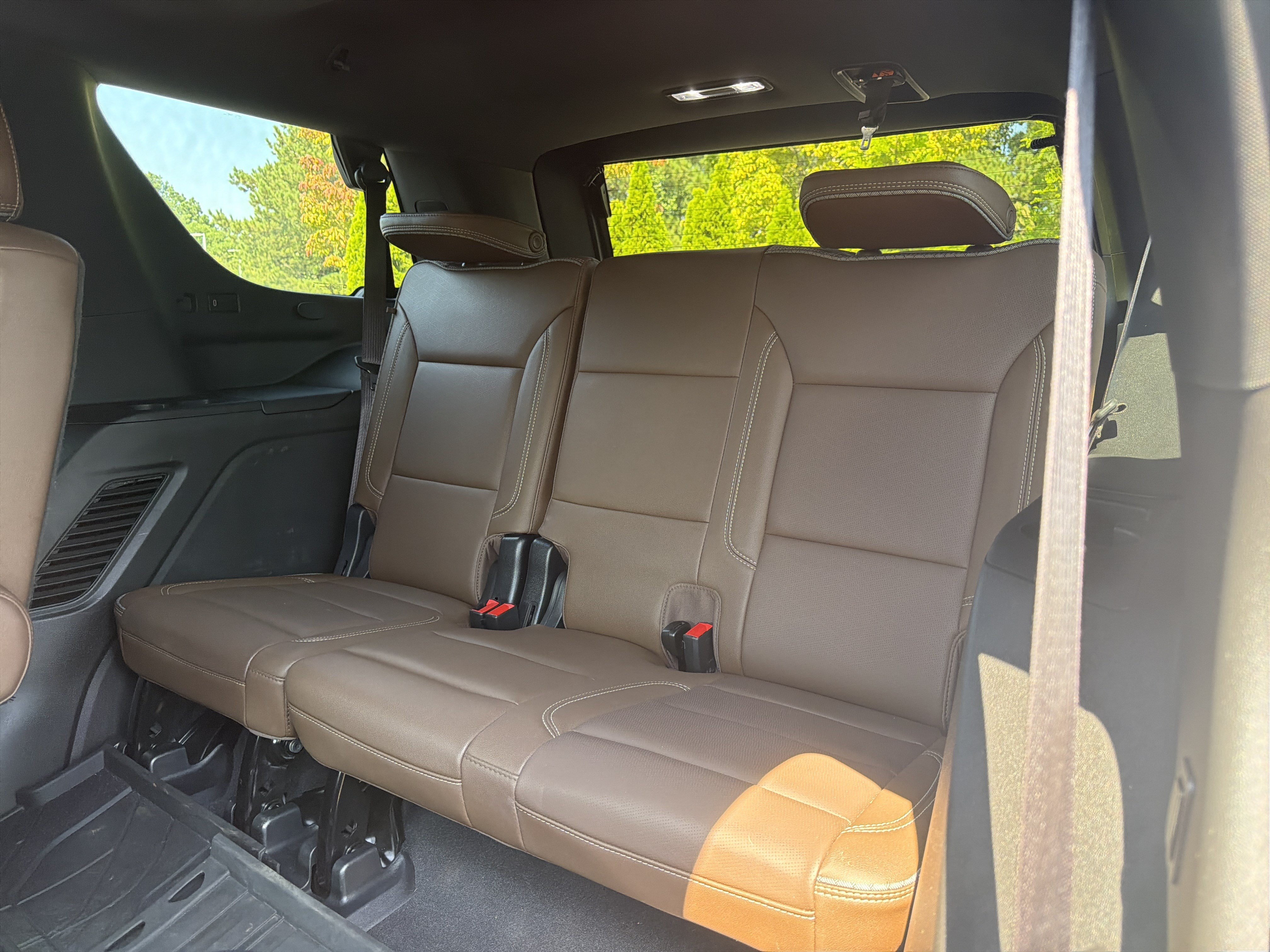 Used 2023 Chevrolet Tahoe High Country w/ Advanced Technology Package AWD/4WD image 10