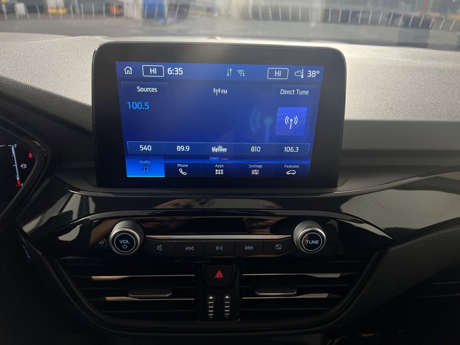 Used 2025 Ford Escape ST-Line w/ Equipment Group 301A image 18