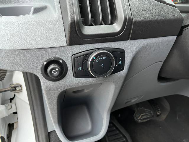Used 2016 Ford Transit 350 XL image 19