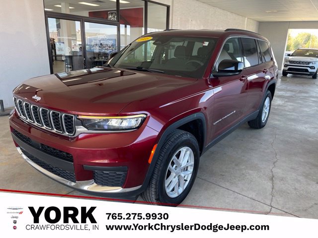 Used 2025 Jeep Grand Cherokee L Laredo w/ Luxury Tech Group I AWD/4WD image 1