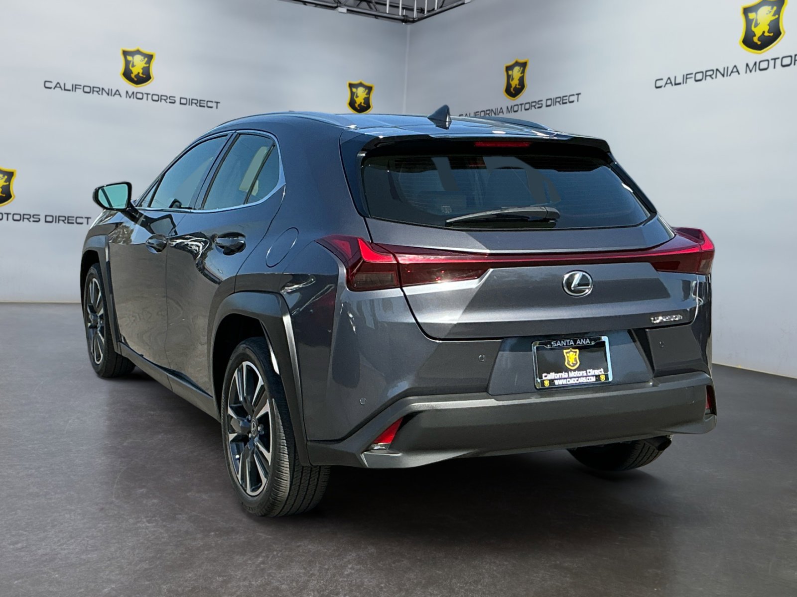 Used 2023 Lexus UX 250h FWD w/ Accessory Package (Z2) image 7