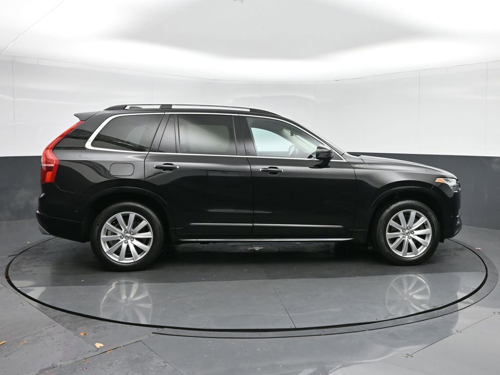 Used 2019 Volvo XC90 T6 Momentum w/ Protection Package Premier AWD/4WD image 8