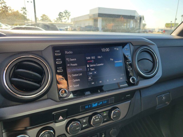 Used 2021 Toyota Tacoma TRD Off-Road w/ Technology Package image 20