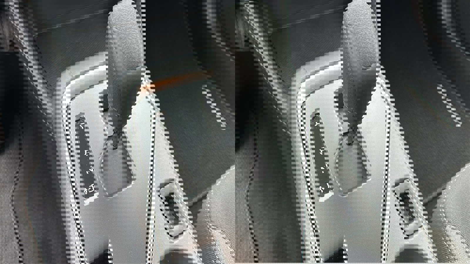 Certified 2025 Subaru Crosstrek 2.0i Premium image 16