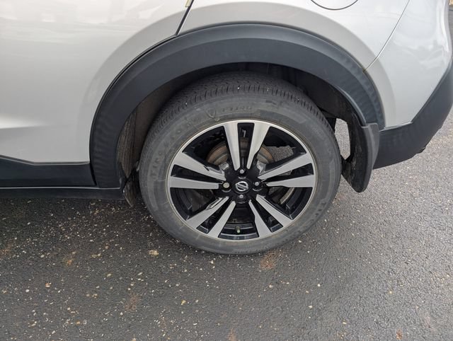 Certified 2020 Nissan Kicks SV FWD image 22