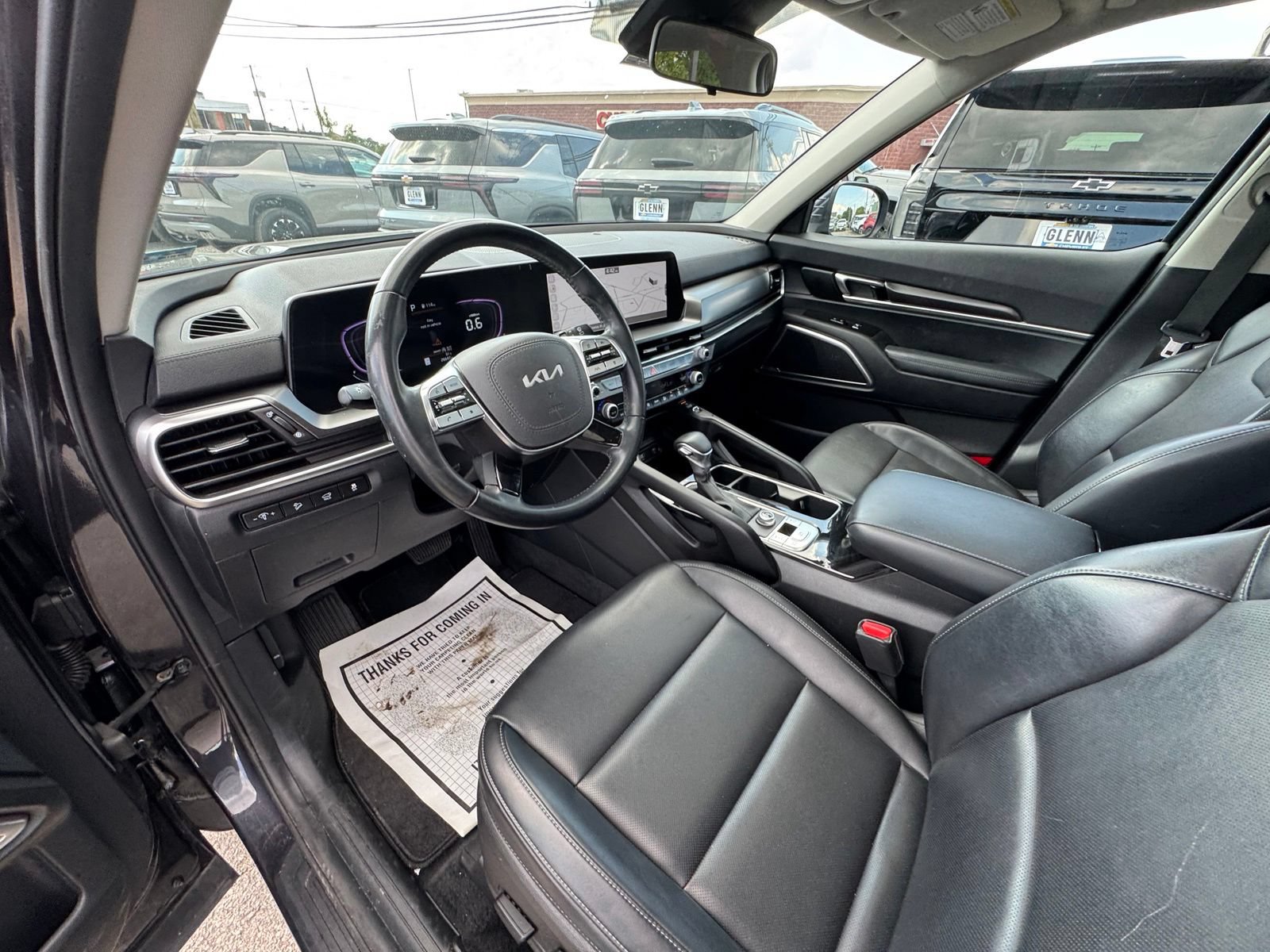 Used 2025 Kia Telluride S FWD image 15