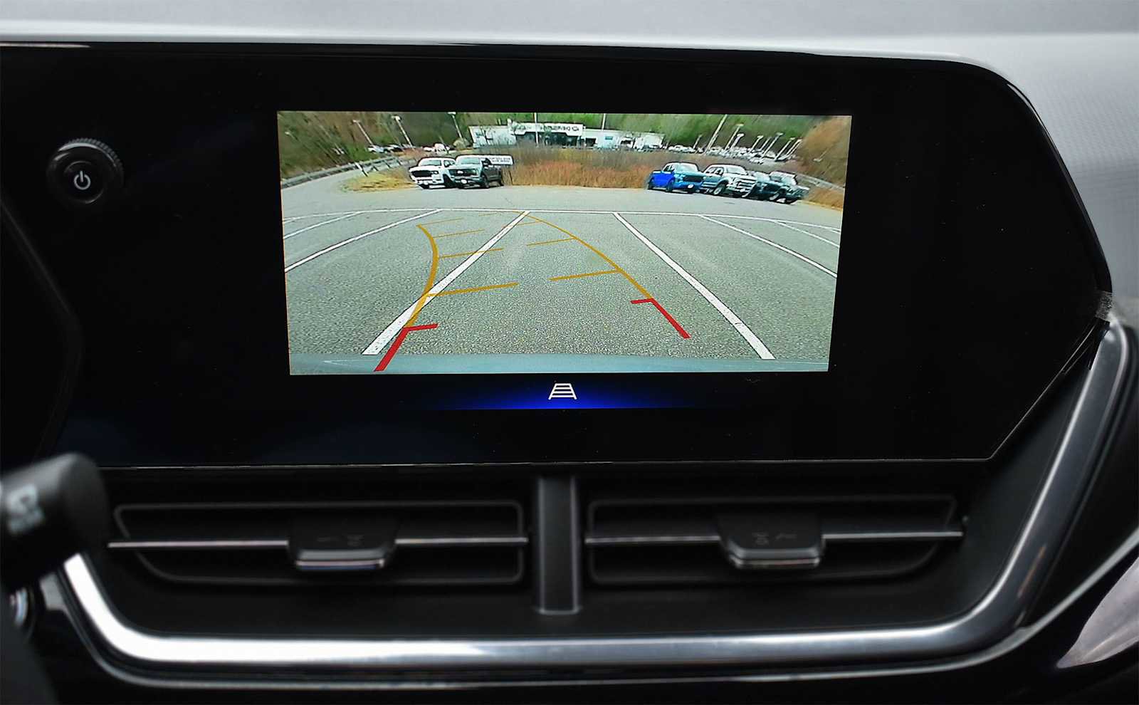 Used 2025 Chevrolet Trax RS w/ Sunroof Package image 19