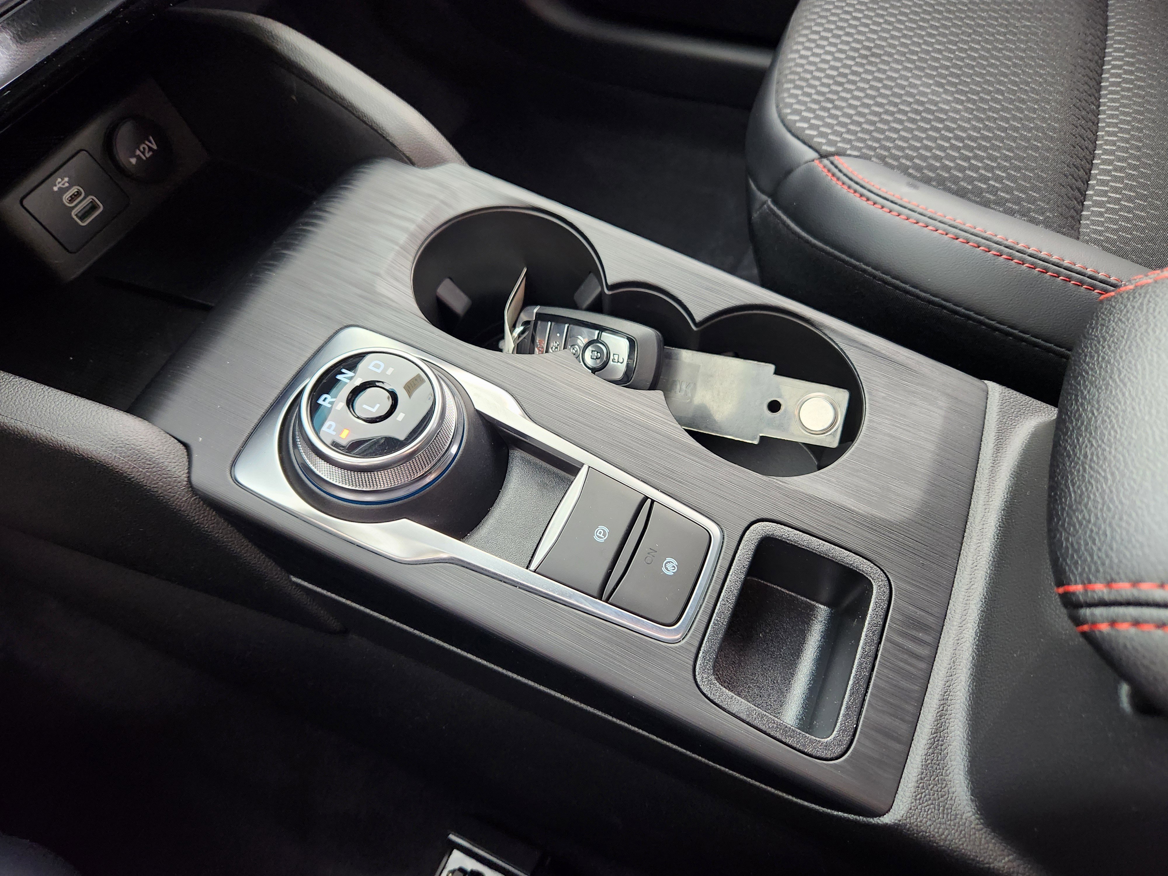 New 2026 Ford Escape ST-Line w/ Tech Pack #1 image 25