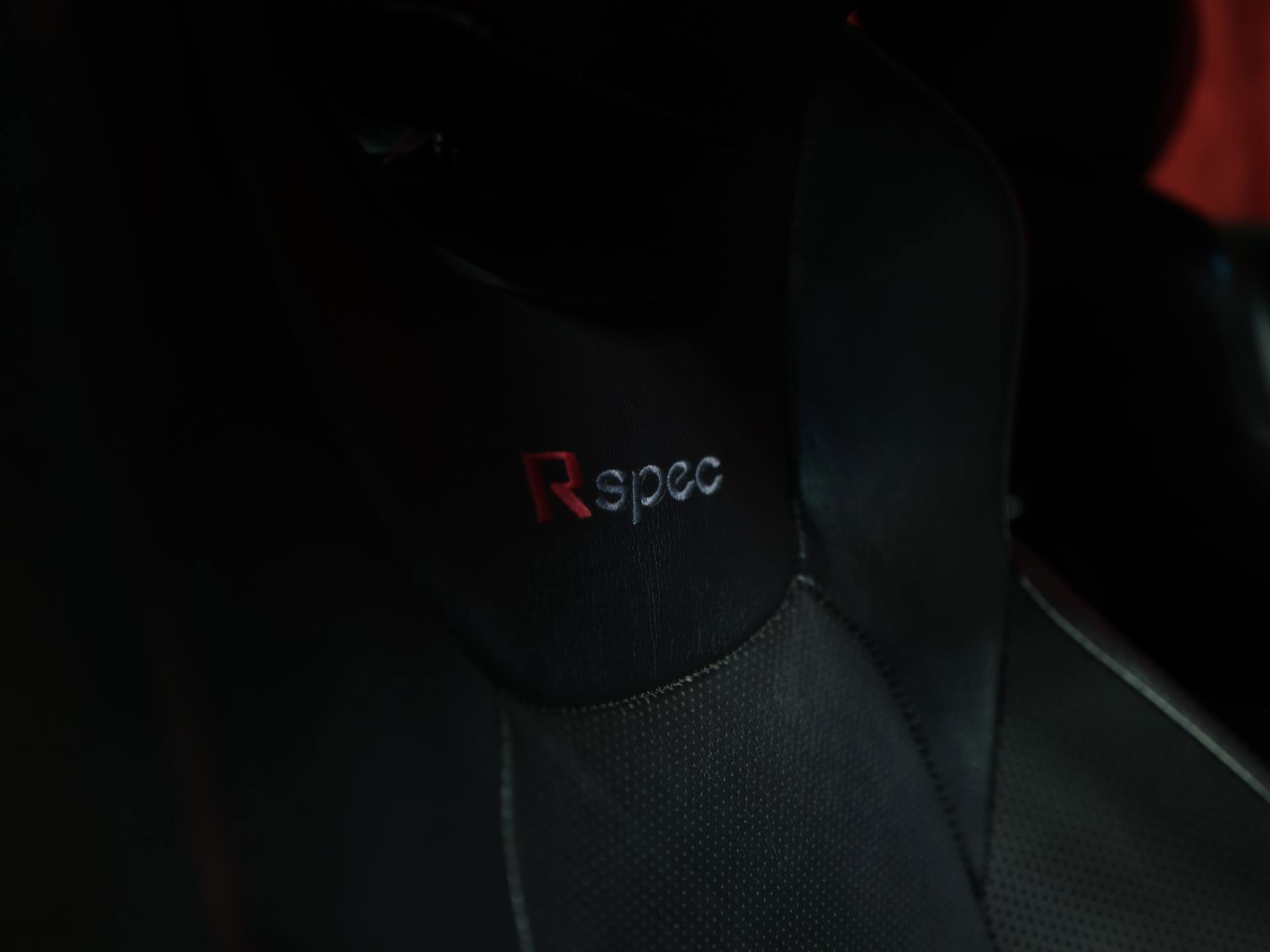 Used 2014 Hyundai Genesis 3.8 image 24